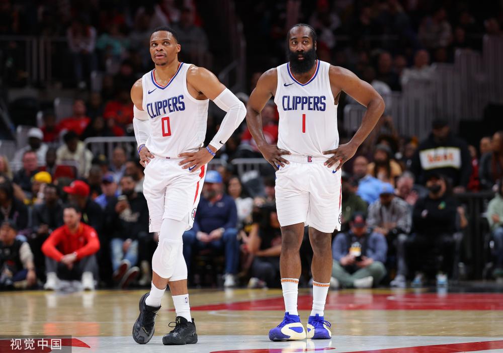 他用实际行 他用实际行