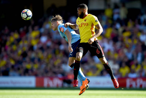 一场足球盛 一场足球盛