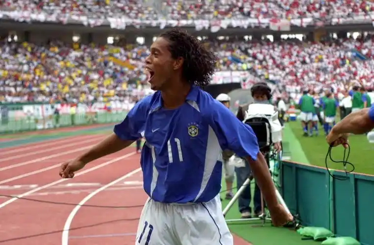 为各自球队 为各自球队