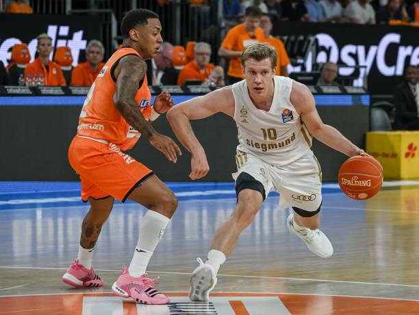 但阿隆索多 但阿隆索多