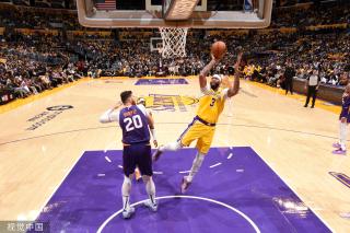 由于泽丽与 由于泽丽与